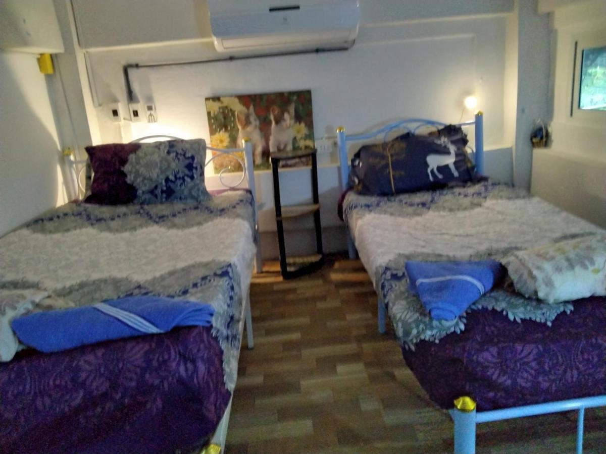 בנגקוק Danee Hostel מראה חיצוני תמונה